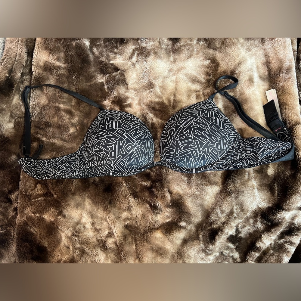 PINK Victoria's Secret Black and Pink Bra